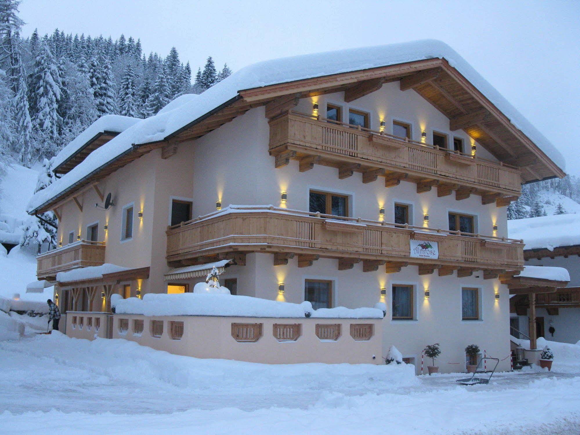 Alpenchalet Almrose Ауфах Екстериор снимка
